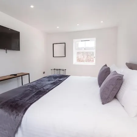 The Old Luxury * York