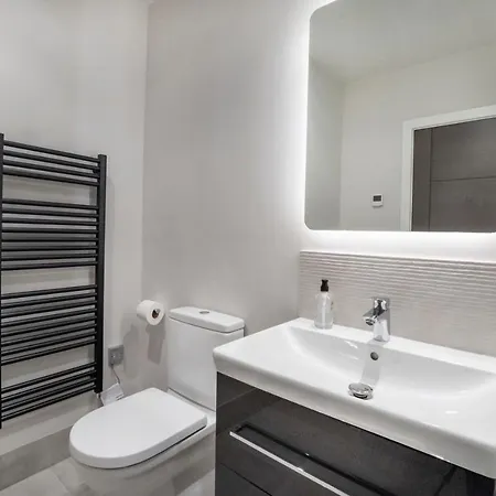 The Old Luxury Apartment York