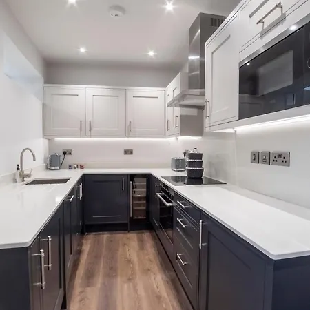 The Old Luxury Apartment